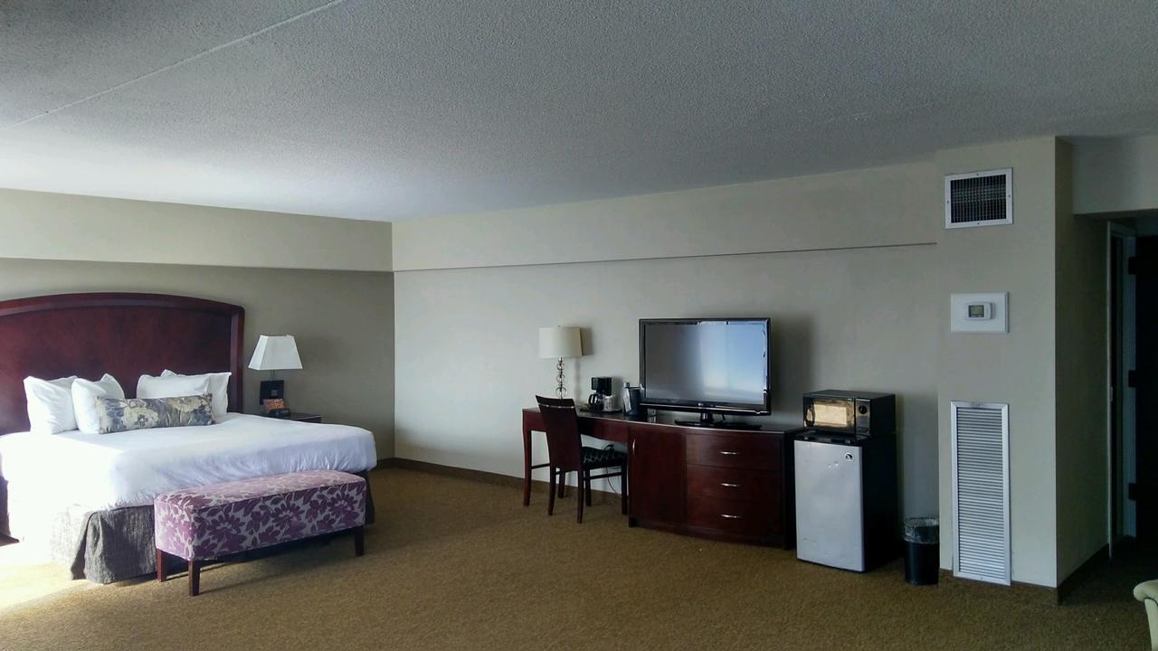 The Avalon Hotel And Conference Center Erie Exterior foto